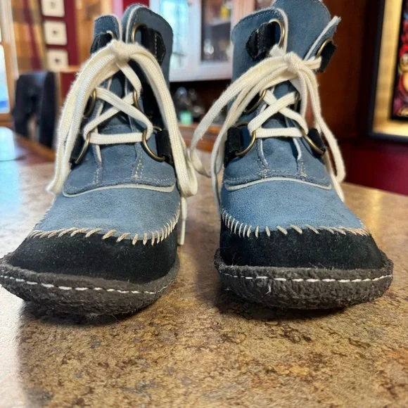 Women’s Sorel Size 6 Blue/Black Suede Joplin Boots w Lace Tie Closure - Picture 4 of 14